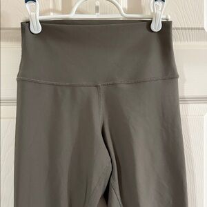 ALO Yoga Charcoal Leggings